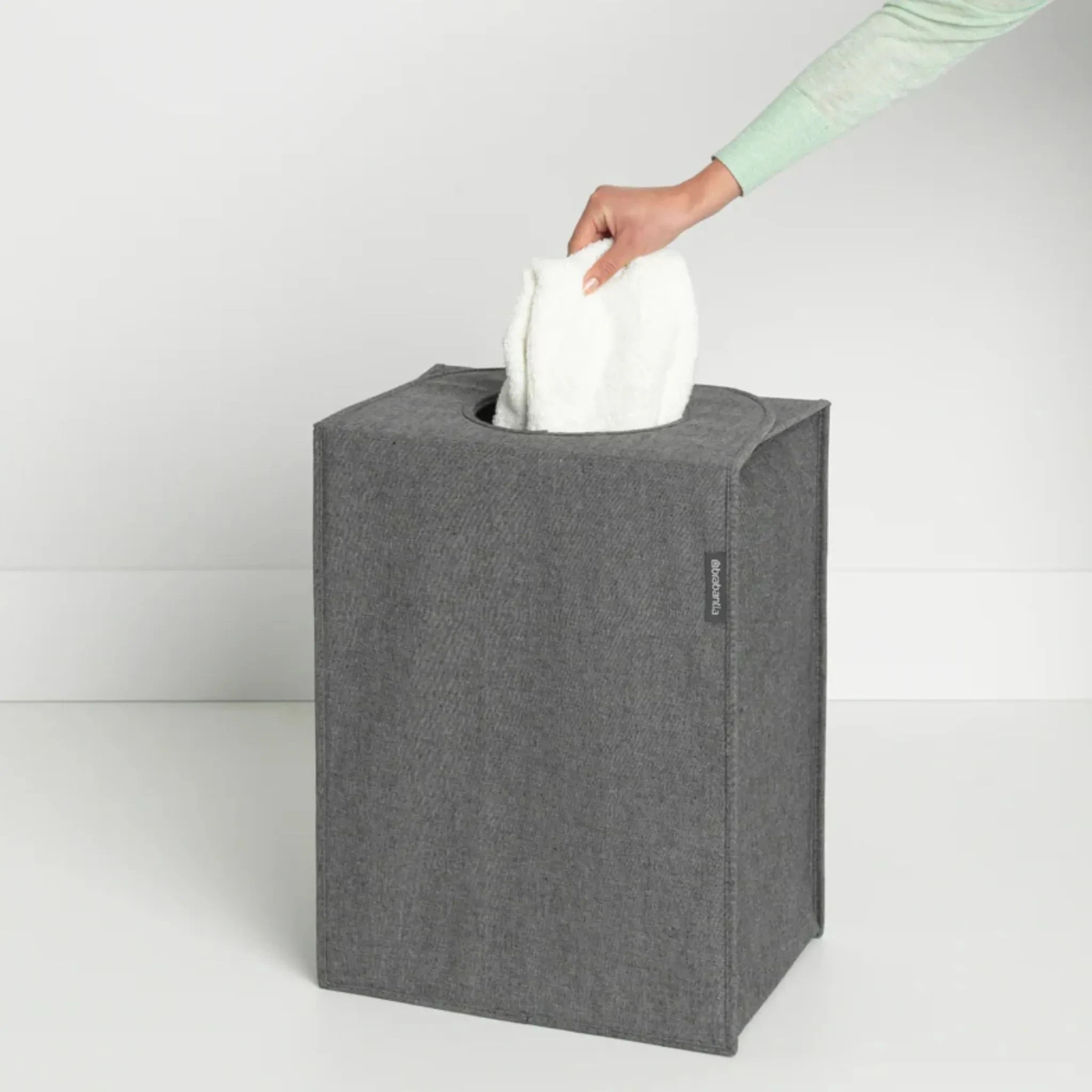 Bolsa para Ropa Rectangular 55Lts Pepper Black