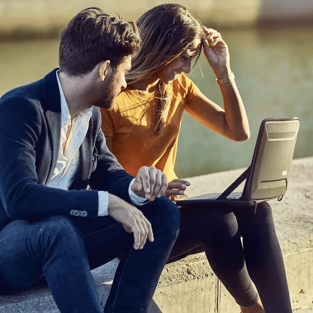 Funda Laptop Gauntlet MacBook Pro 16 Thule